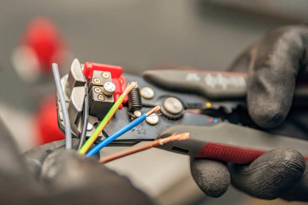 Best Affordable Emergency Electrician  in Lipatria, CA